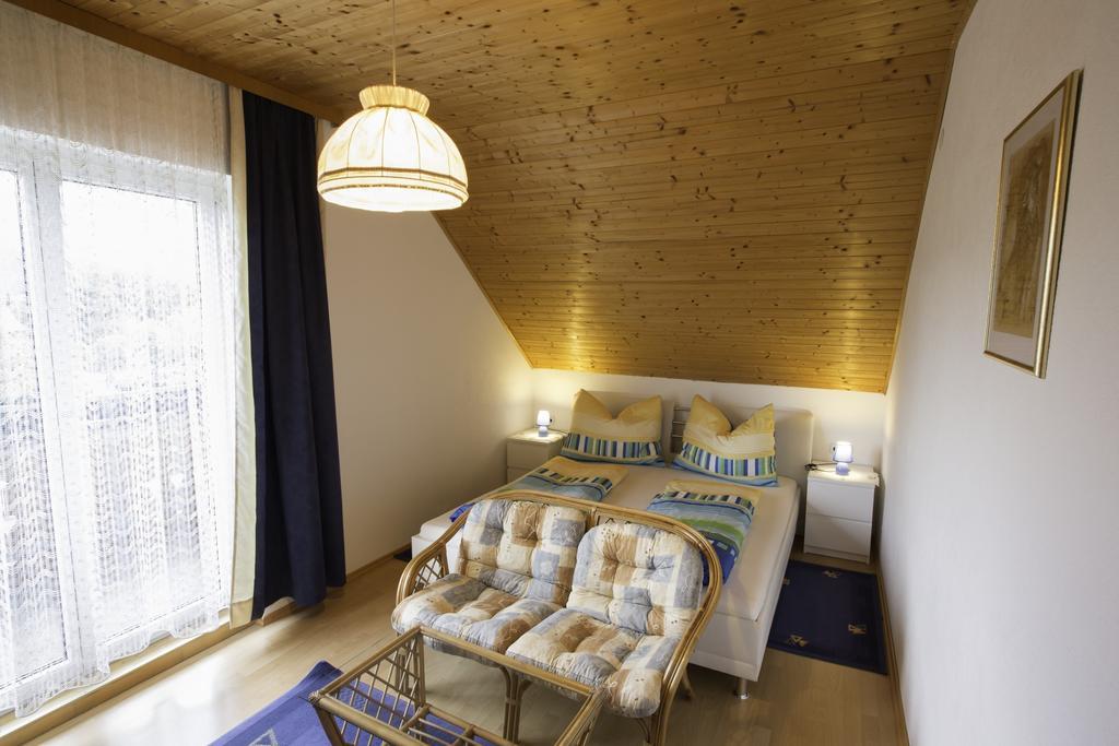 Wunderhof Villa Schiefling am See Rum bild